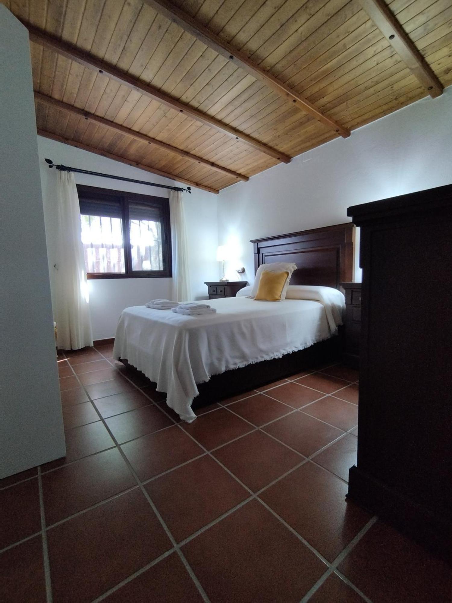 Vivienda Rural Los Madronos Malcocinado  Exterior photo